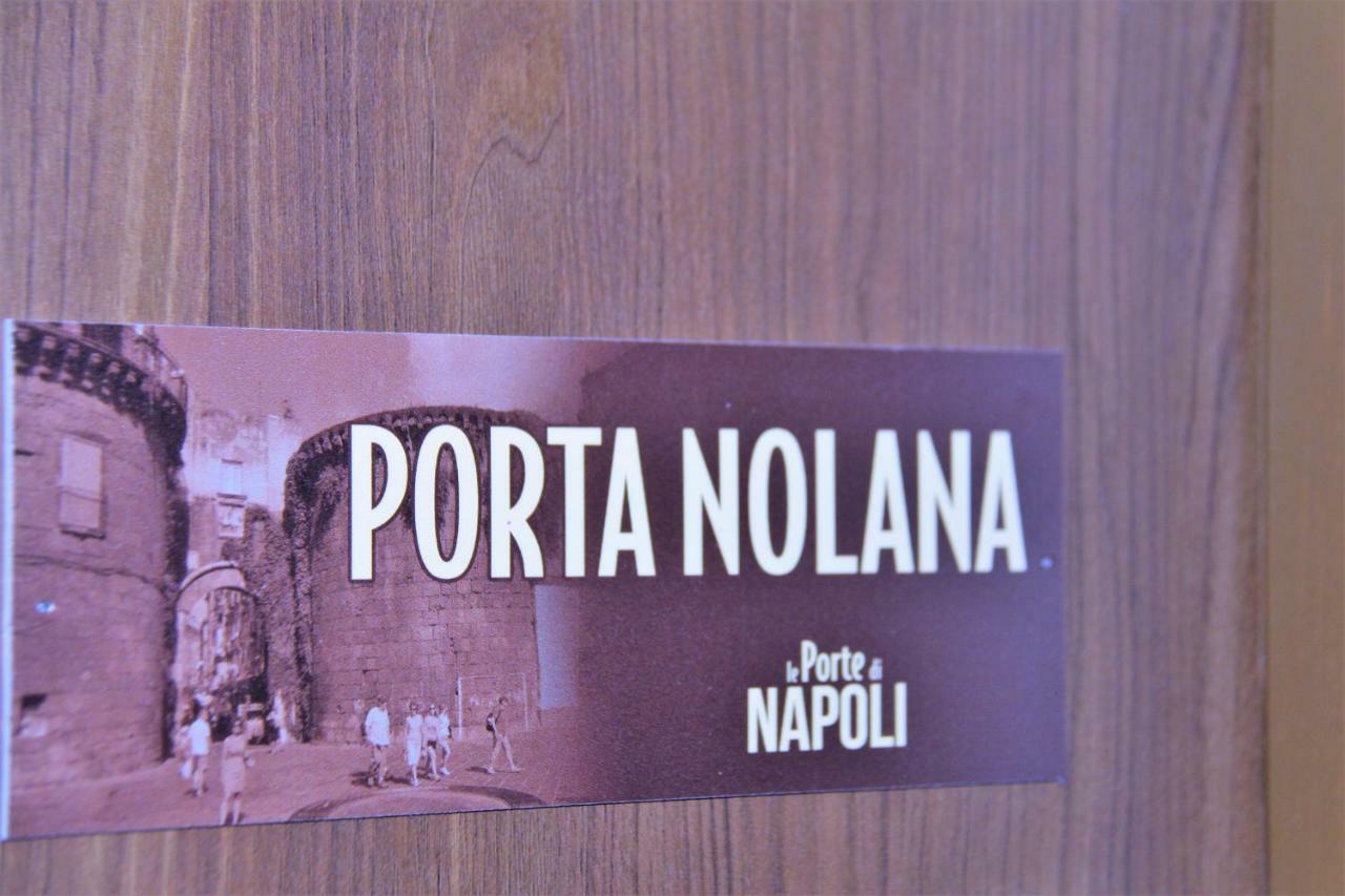 B&B Le Porte Di Napoli Luaran gambar
