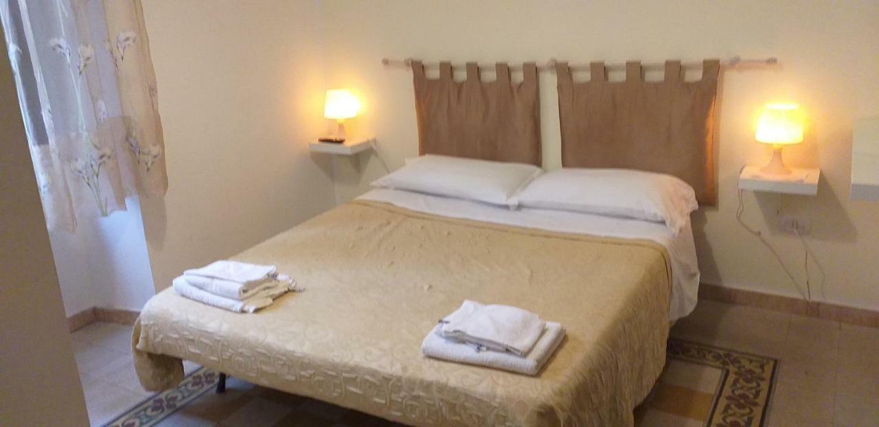 B&B Le Porte Di Napoli Luaran gambar