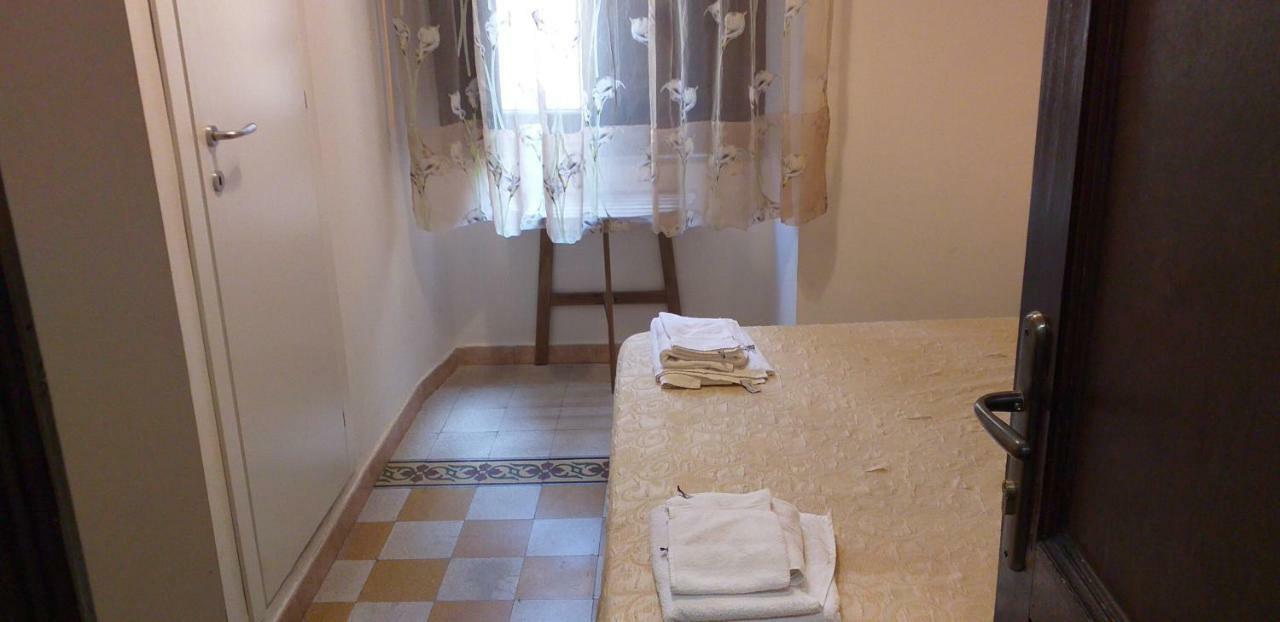 B&B Le Porte Di Napoli Luaran gambar
